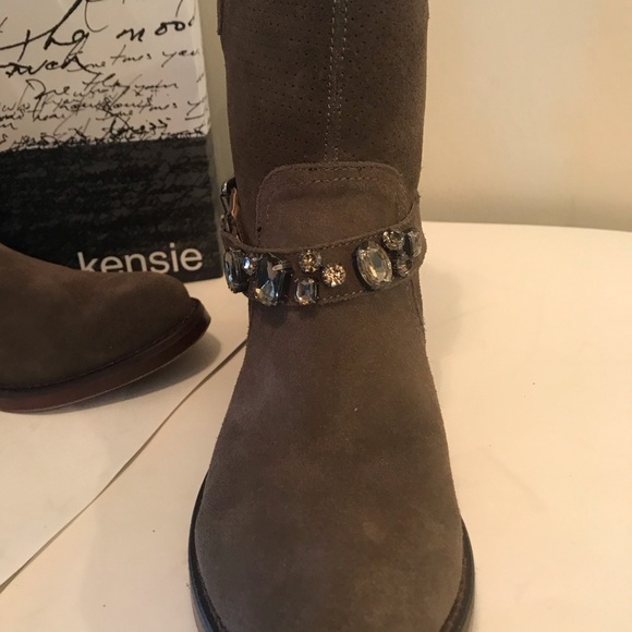 Kenzie ankle boots 8.5m Olive suede like new new stylish dress up/down comfy - Picture 6 of 15